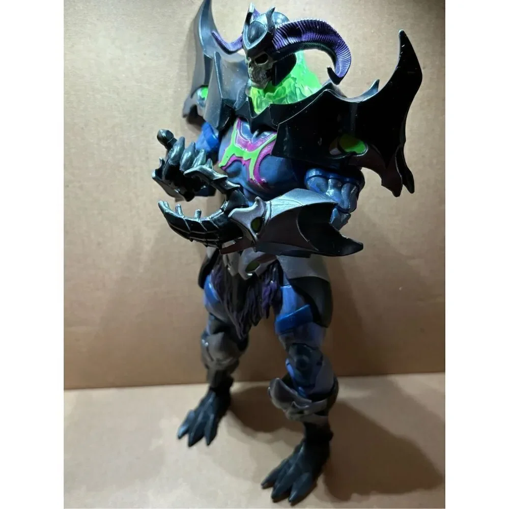 Masters of the‎ universe SKEL-E-GOD Skeletor Revelations classics 2022